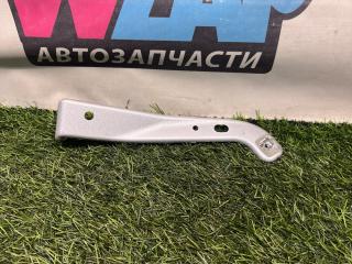 крепление ( кронштейн ) крыла Ford Mustang 6 поколение S550 [рестайлинг] 2018, 2.3 л., бензин, АКПП, серебро, кабриолет, задний привод, JR3B-16C199-BA