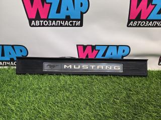 накладка на порог внутренняя Ford Mustang 6 поколение S550 [рестайлинг] 2018, 2.3 л., бензин, АКПП, кабриолет, задний привод, FR3J6313222AAW