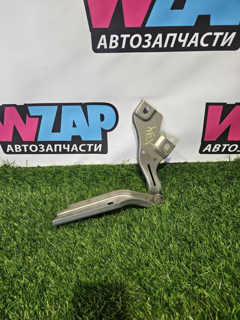 петля капота правая Volkswagen Passat B8 2016, 2.0 л., дизель, универсал, передний привод, правый руль, 3G0823302 - фото №1