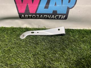 крепление ( кронштейн ) крыла Ford Mustang 6 поколение S550 [рестайлинг] 2018, 2.3 л., бензин, АКПП, серебро, кабриолет, задний привод, JR3B-16C198-BA