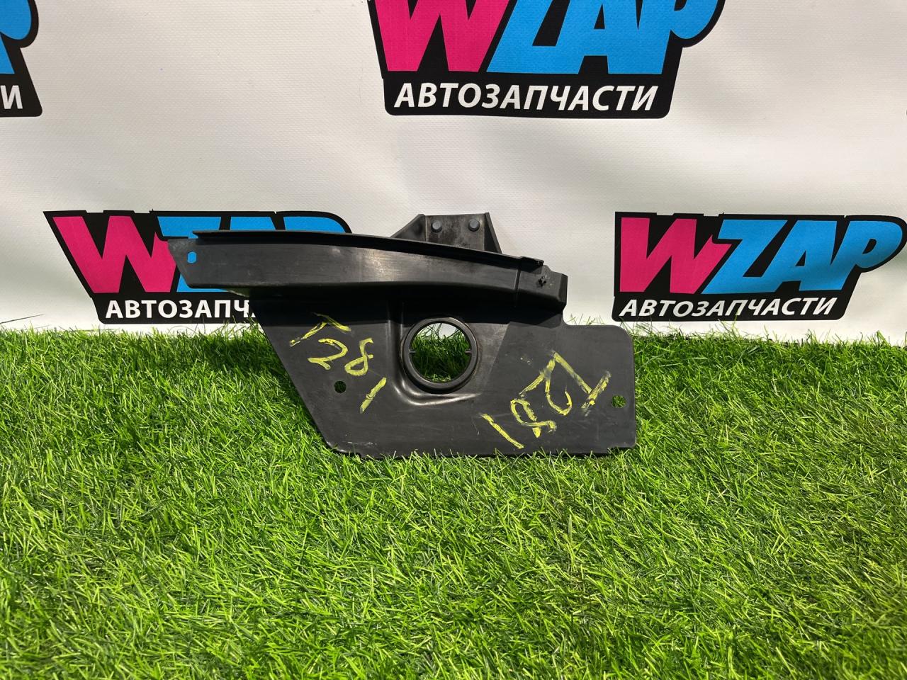 планка под капот Mini Clubman 2 поколение (F54) 2017, 2.0 л., бензин, АКПП, передний привод, 7290719 - фото №1