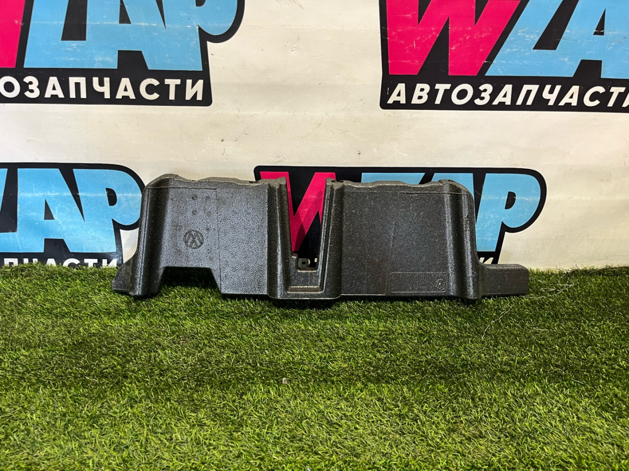 пенопласт багажного отделения Volkswagen Jetta 7 поколение 2019, 1.4 л., бензин, АКПП, седан, передний привод, 17A867873B - фото №1
