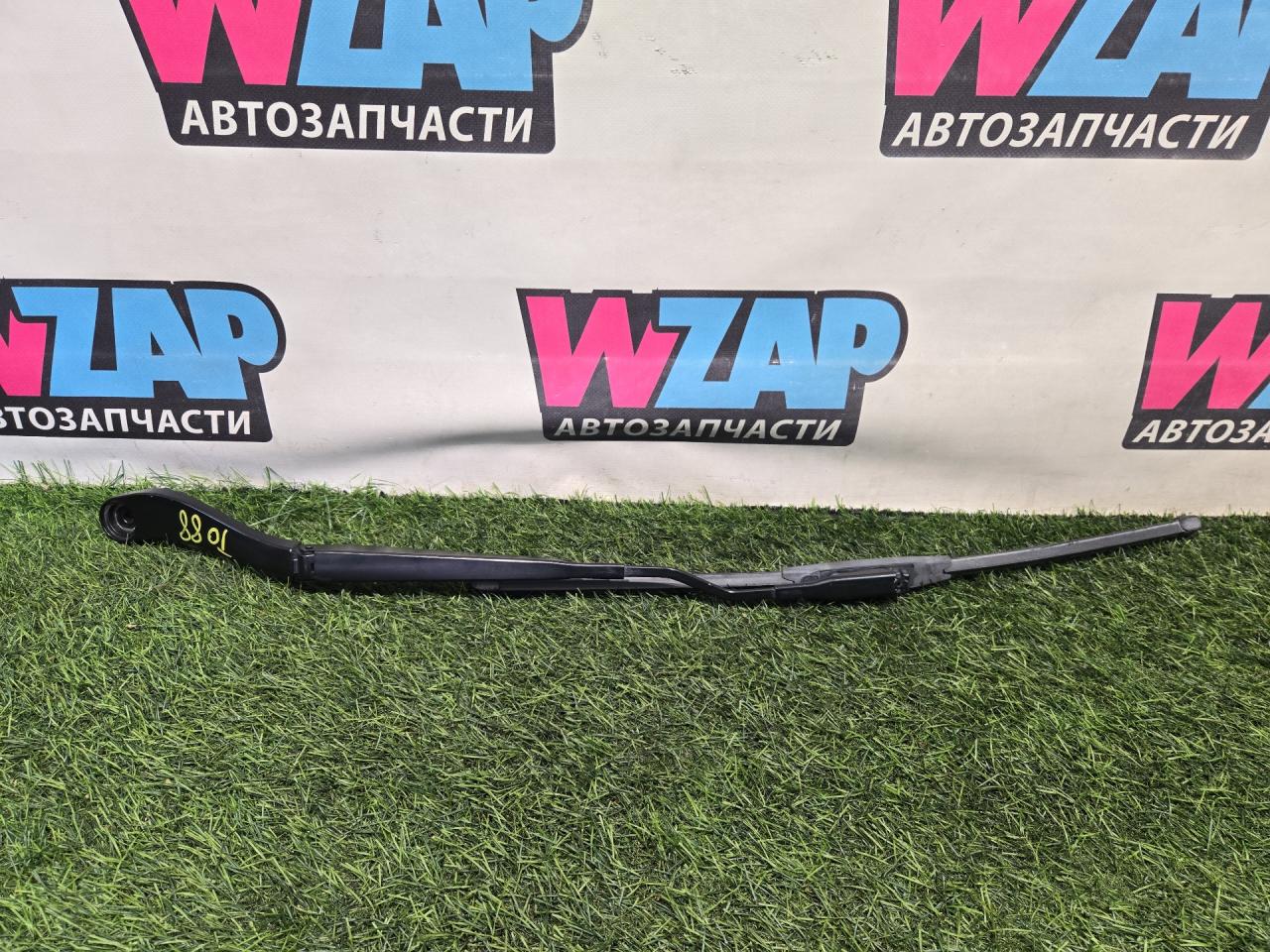 щеткодержатель (поводок стеклоочистителя, дворник) Ford Escape 4 поколение CX482 2021, 1.5 л., бензин, АКПП, внедорожник 5 дв., передний привод, LJ6B17527AB - фото №1