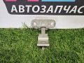 петля крышки багажника Volkswagen Passat B8 2016, 2.0 л., дизель, универсал, передний привод, правый руль, 8V3827299A - фото №4