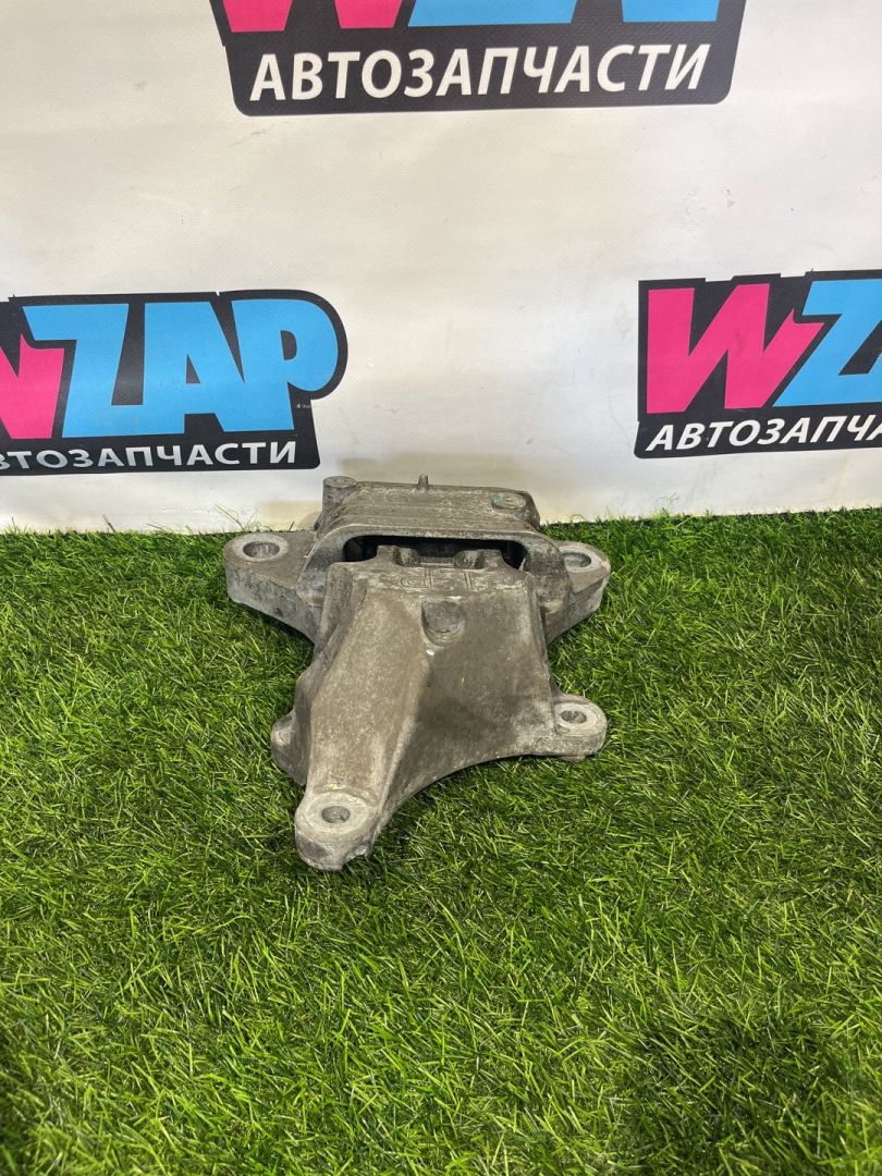 подушка крепления КПП Ford Escape 4 поколение CX482 2020, 1.5 л., бензин, АКПП, внедорожник 5 дв., LX617M121PA - фото №1
