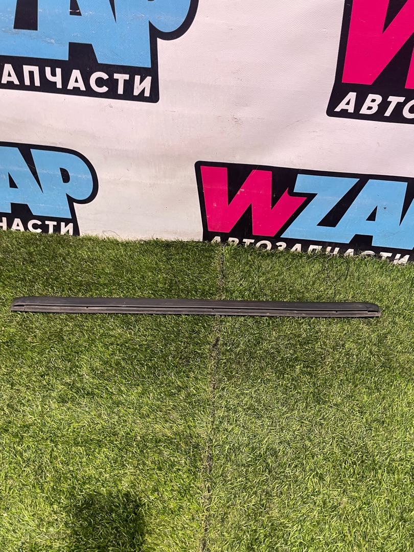 уплотнитель двери Maserati Levante 1 поколение M161 2019, 3.0 л., дизель, АКПП, внедорожник 5 дв., полный привод - фото №1