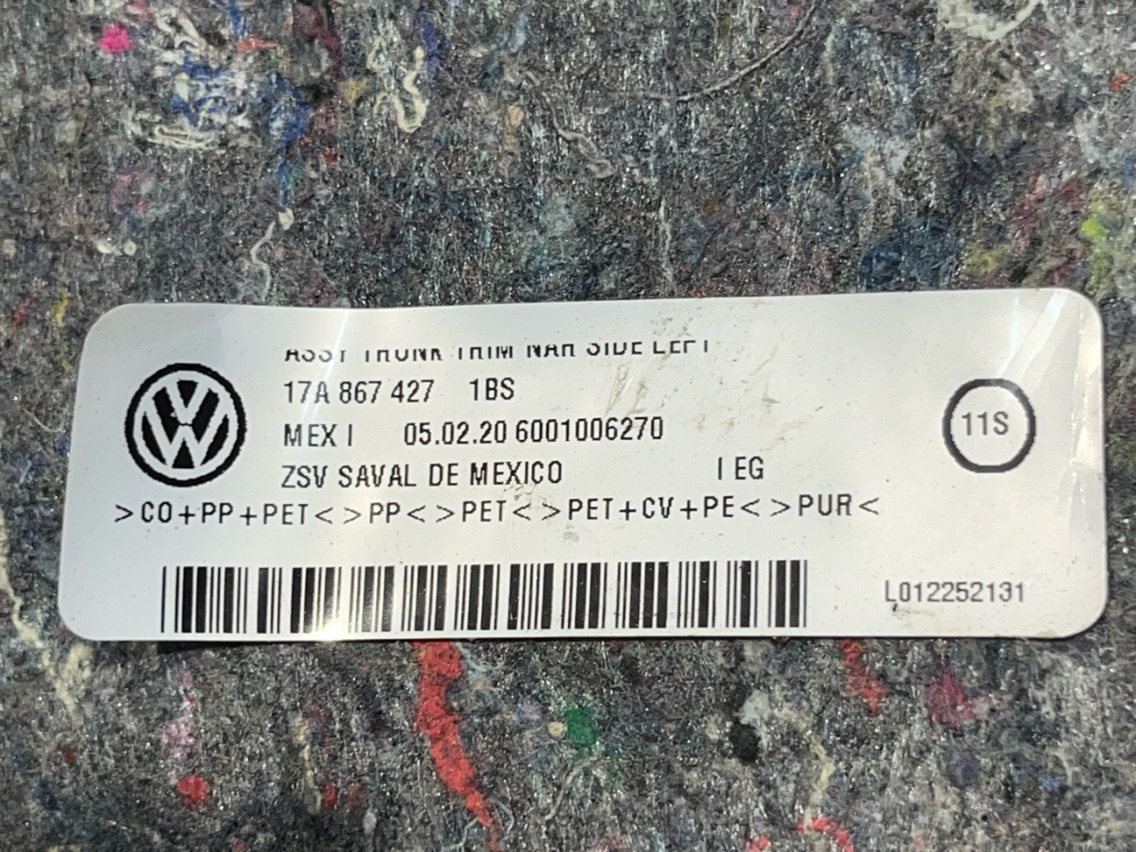 обшивка багажника Volkswagen Jetta 7 поколение 2020, 1.4 л., бензин, АКПП, седан, передний привод, 17A867427 - фото №1