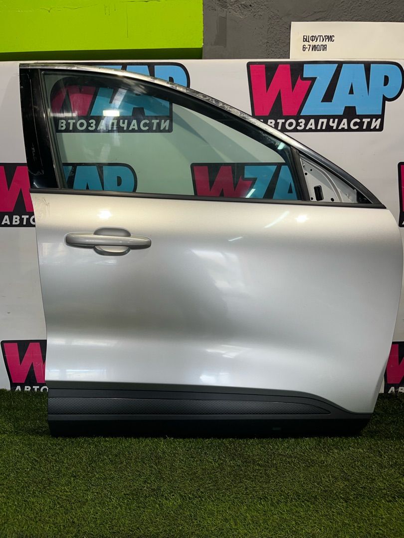 дверь передняя правая Ford Escape 4 поколение CX482 2020, 1.5 л., бензин, АКПП, внедорожник 5 дв. - фото №1