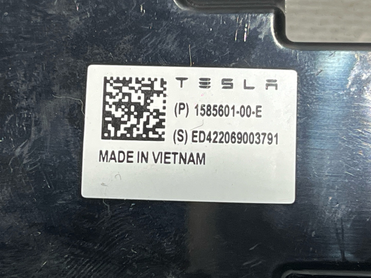 антенна Tesla Model Y 1 поколение 2022, электро, белый, 1585601-00-E - фото №1