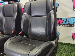 салон (комплект сидений) Dodge Challenger 3 поколение [2-й рестайлинг] 2016, 3.6 л., бензин, АКПП