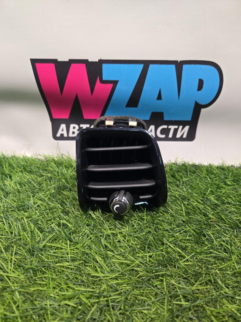 дефлектор обдува салона Mini Clubman 2 поколение (F54) 2017, 2.0 л., бензин, АКПП, передний привод, 9305682 - фото №1