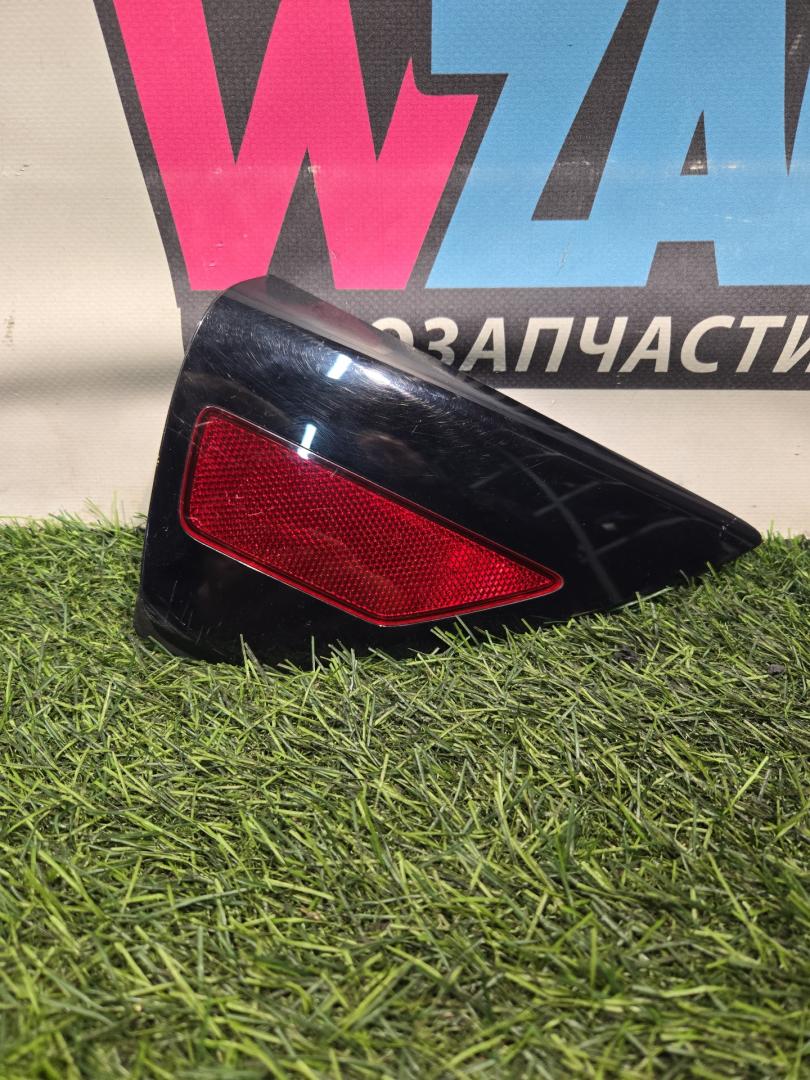 отражатель правый Tesla Model 3 1 поколение 2022, 1518783-00-B - фото №1