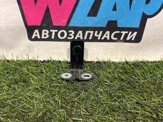 крепление ( кронштейн ) крыла Ford Mustang 6 поколение S550 [рестайлинг] 2018, 2.3 л., бензин, АКПП, кабриолет, задний привод, 6302696ABT2FTA