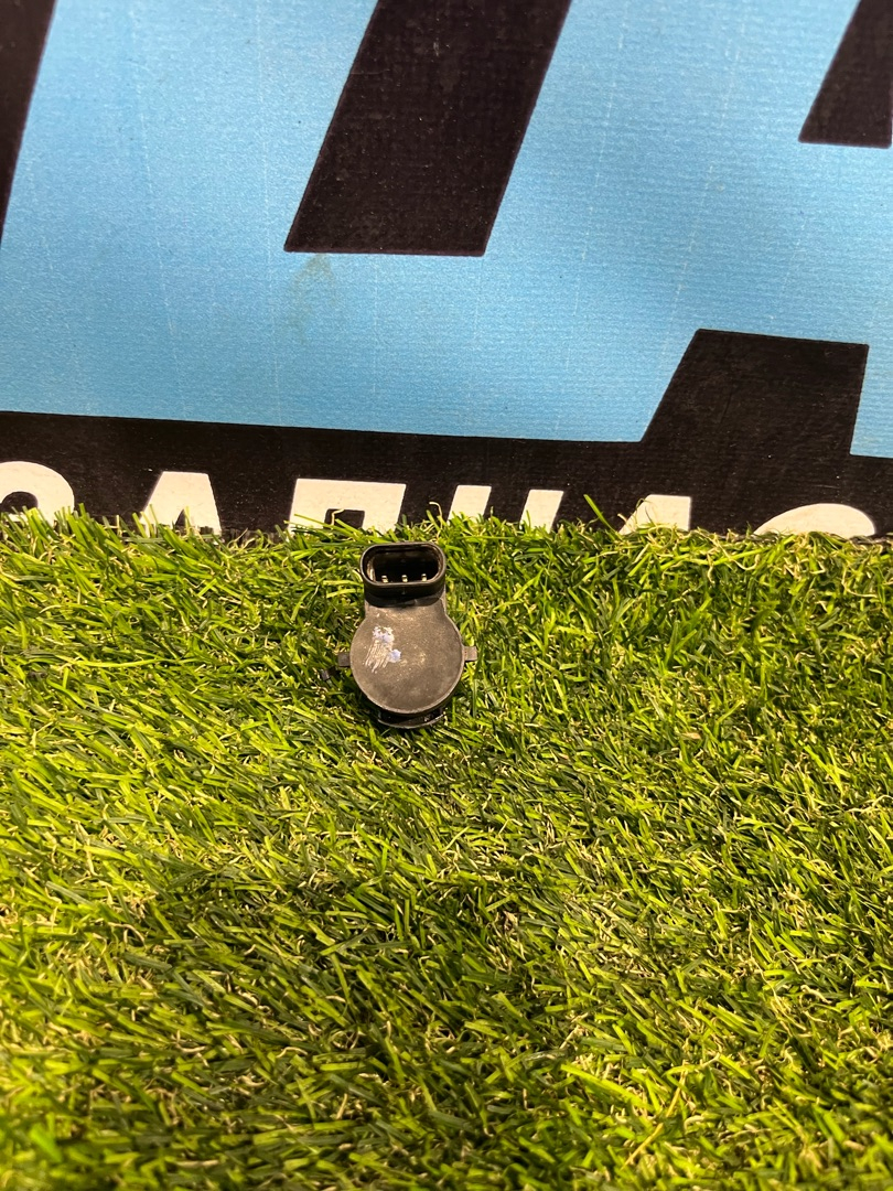 датчик парктроника RAM 1500 5 поколение 2019, 5.7 л., бензин, АКПП, пикап, полный привод, 6MK25TRMAA - фото №1