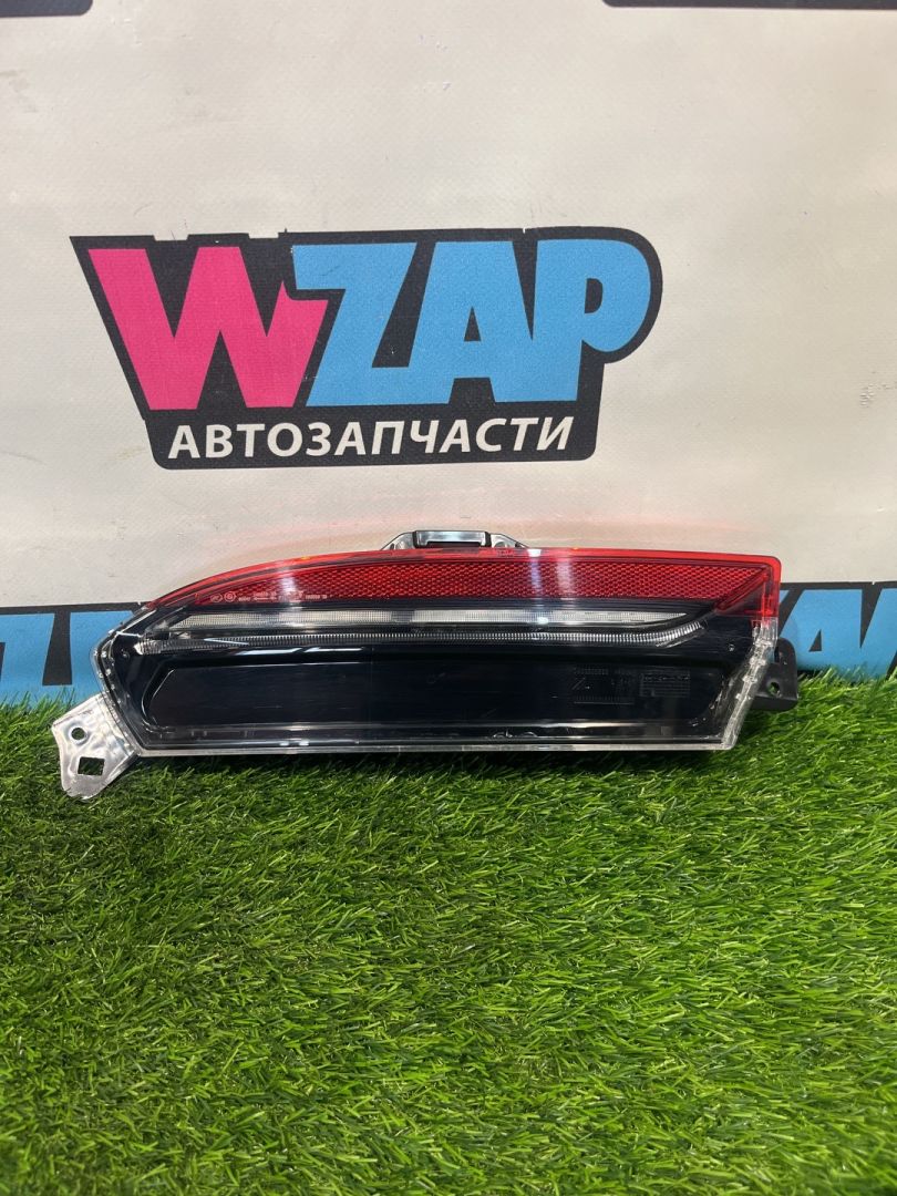 габаритный фонарь Tesla Model 3 2 поколение Highland 2025, белый, 1712513-00-E - фото №1