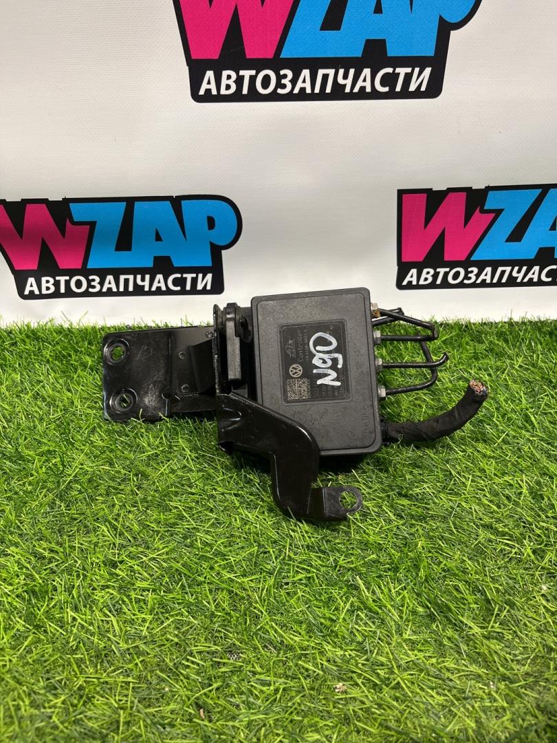 блок ABS Volkswagen Jetta 7 поколение 2019, 1.4 л., бензин, АКПП, седан, передний привод, 5Q0614517 - фото №1