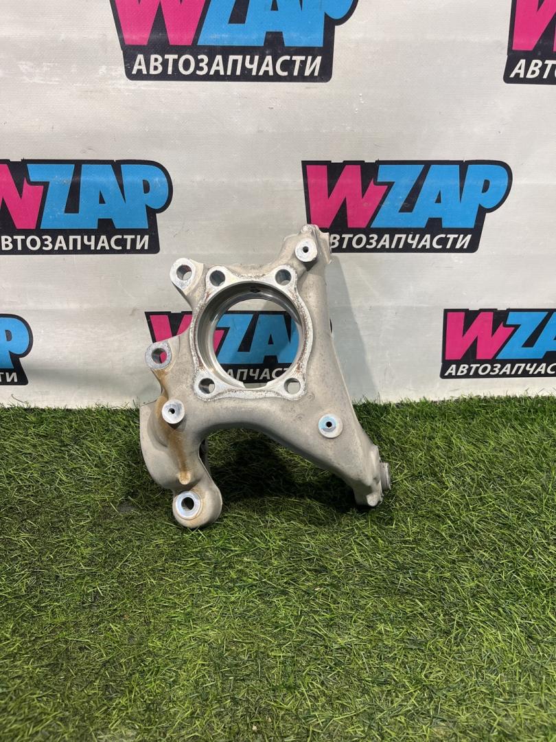 кулак задний правый Ford Explorer 6 поколение U625 2020, 2.3 л., бензин, белый, полный привод, LB5C-5B758-AB - фото №1