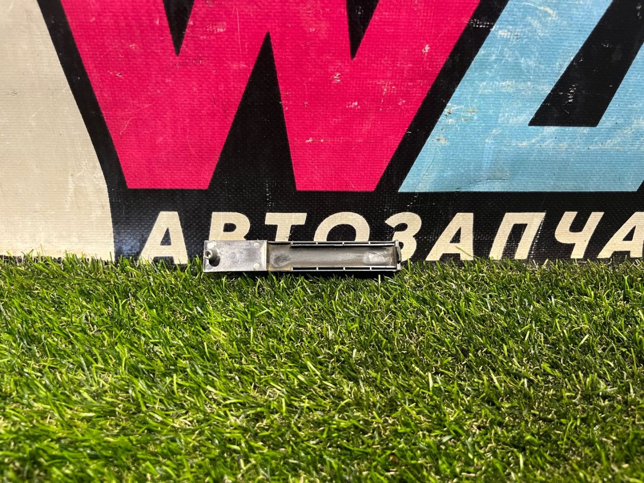 Антенна системы комфортного доступа Buick Encore GX 1 поколение 2021, 1.3 л., бензин, АКПП, внедорожник 5 дв., передний привод, 13592781 - фото №1