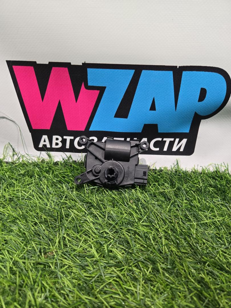 моторчик заслонки печки Tesla Model 3 1 поколение 2018 - фото №1