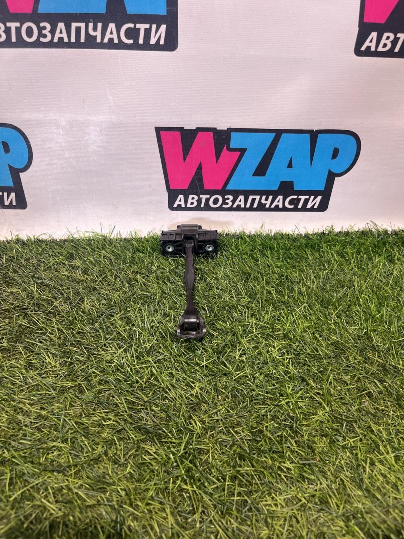 ограничитель открывания двери Volkswagen Jetta 7 поколение 2019, 1.4 л., бензин, МКПП, черный, седан, передний привод, 17A837249B - фото №1