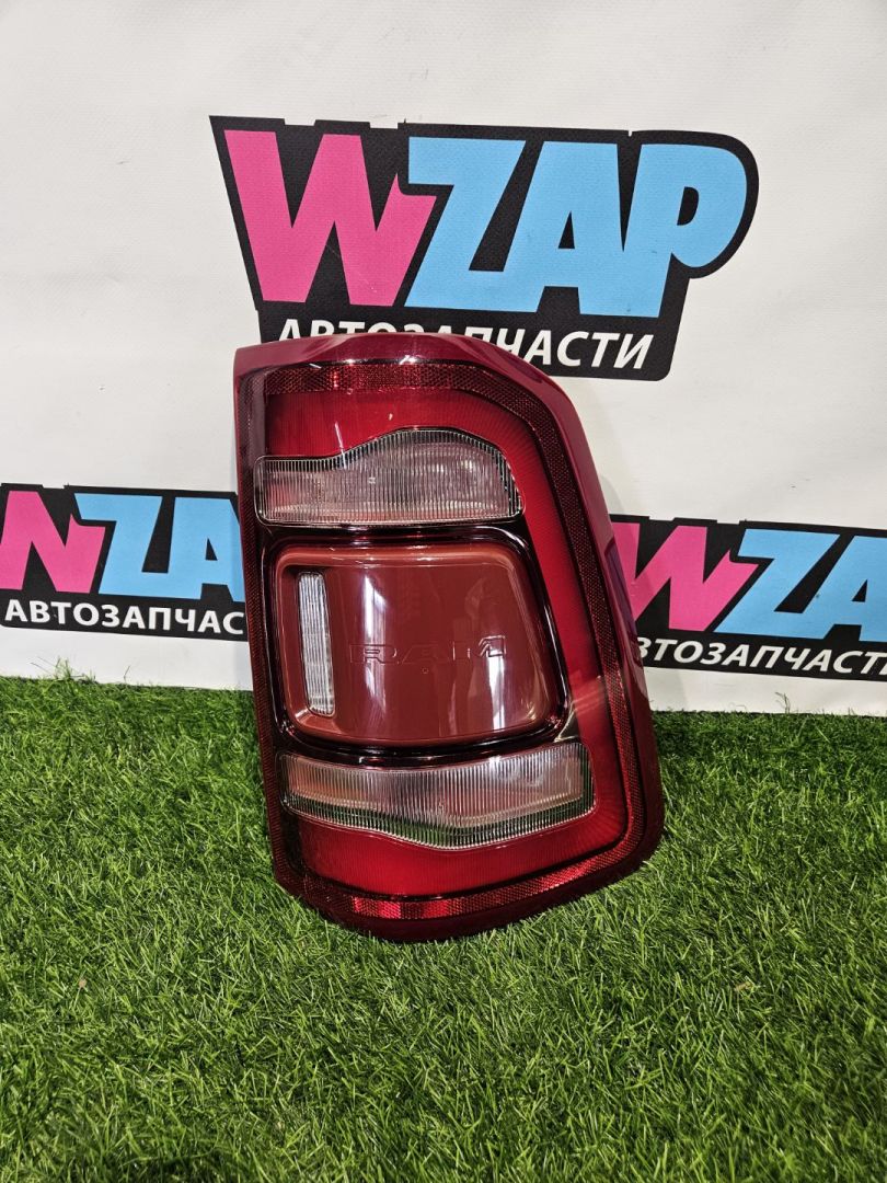 фонарь задний правый RAM 1500 5 поколение 2022, АКПП, фургон, 55112990AD - фото №1