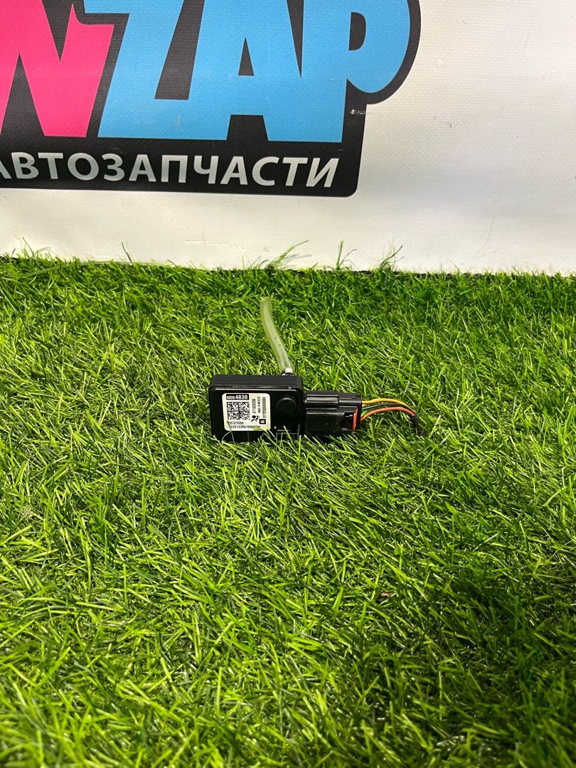 датчик присутствия пассажира Buick Encore GX 1 поколение 2021, 1.3 л., бензин, АКПП, внедорожник 5 дв., передний привод, 60004838 - фото №1