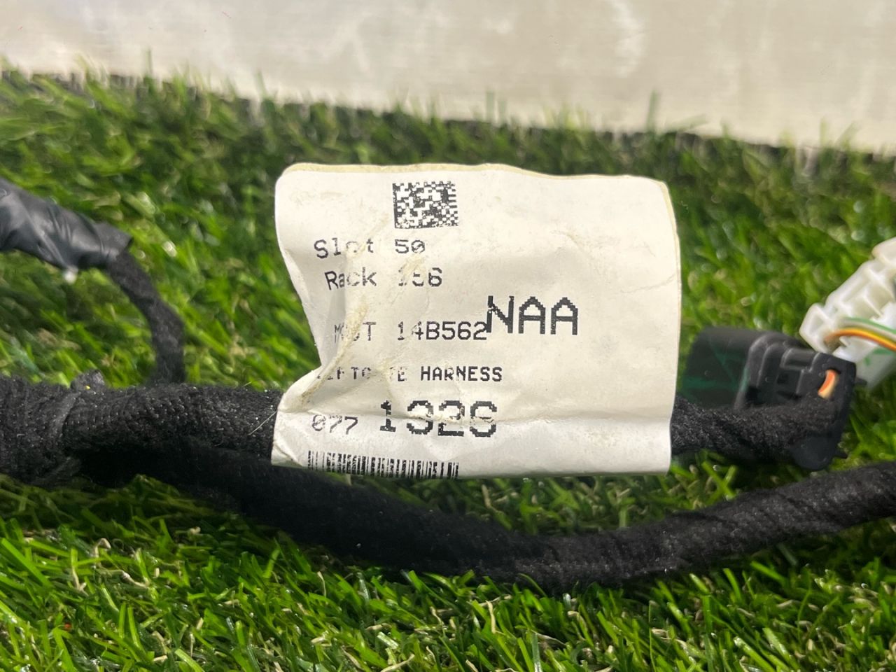 Проводка крышки багажника Ford Escape 4 поколение CX482 2021, 1.5 л., бензин, АКПП, внедорожник 5 дв., передний привод, MX6T-13A409-NAB, MX6T-14B562-NAA, MX6T-13412-NAA - фото №1