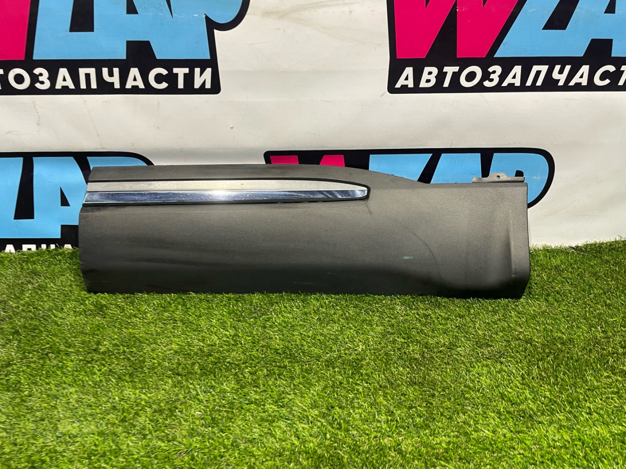 молдинг двери задней левой Ford Explorer 6 поколение U625 2020, 2.3 л., бензин, АКПП, внедорожник 5 дв., полный привод, LB5B-S25335-BAW - фото №1