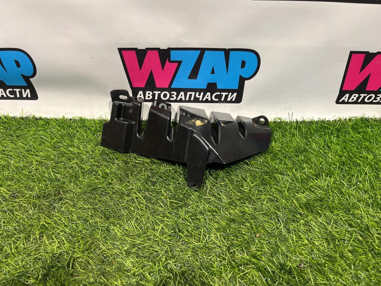 Крепление бампера заднего Mini Clubman 2 поколение (F54) 2017, 2.0 л., бензин, АКПП, передний привод, 52207389817 - фото №1