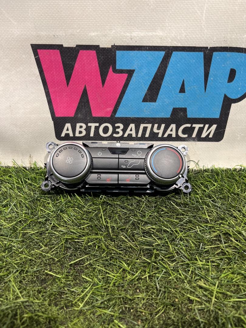 блок управления печки / климат-контроля Ford Explorer 6 поколение U625 2020, 2.3 л., бензин, белый, полный привод, LB5T19980FE - фото №1