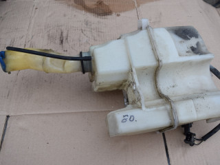 бачок омывателя Volvo V70 2 поколение 2001, 2.4 л., i, B 5244 S2, бензин, АКПП, универсал, передний привод, 9178881
