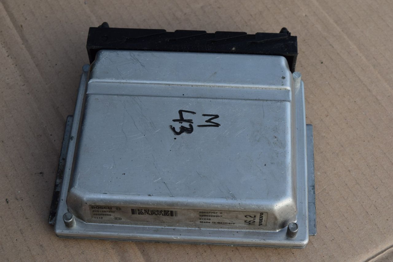 блок управления двигателем Volvo XC70 2 поколение 2002, 2.4 л., Ti, B 5244 T3, бензин, АКПП, универсал, полный подключаемый привод, 0261207392, 08627757A - фото №1