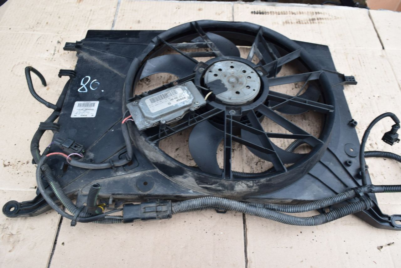 вентилятор радиатора Volvo V70 2 поколение 2001, 2.4 л., i, B 5244 S2, бензин, АКПП, универсал, передний привод, 0130303909, 1137328081, 8649634 - фото №1