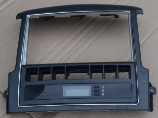 часы Kia Sorento 1 поколение [рестайлинг] 2008, 2.5 л., D4CB, дизель, АКПП, внедорожник 5 дв., правый руль, 945003E500