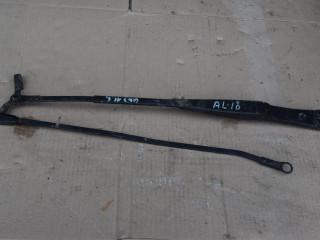 щеткодержатель (поводок стеклоочистителя, дворник) Alfa Romeo 166 1 поколение 2001, 2.5 л., бензин, седан, 6065211