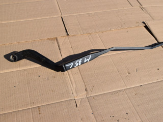 щеткодержатель (поводок стеклоочистителя, дворник) Volvo XC70 1 поколение 1999, 2.4 л., Ti, B 5244 T, бензин, АКПП, универсал, полный подключаемый привод, 9169315