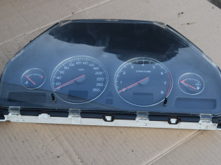 щиток приборов (приборная панель) Volvo XC70 2 поколение 2002, 2.4 л., Ti, B 5244 T3, бензин, АКПП, универсал, полный подключаемый привод, 8637995, 8602473