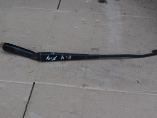 щеткодержатель (поводок стеклоочистителя, дворник) Citroen Berlingo 1 поколение (M49) 1997, 1.6 л., бензин, МКПП, 962101468B