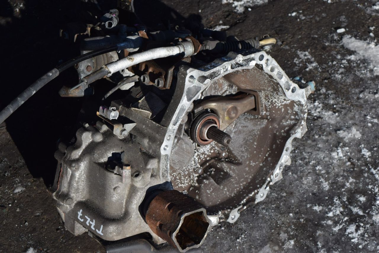 КПП механическая (МКПП) Toyota Yaris XP9 2008, 1.4 л., D-4D, 1ND-TV, дизель, МКПП, 3030052442, GH04RFSM - фото №1