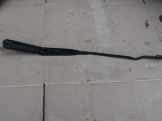 щеткодержатель (поводок стеклоочистителя, дворник) Opel Astra G 2001, 1.7 л., дизель, МКПП, 90559553