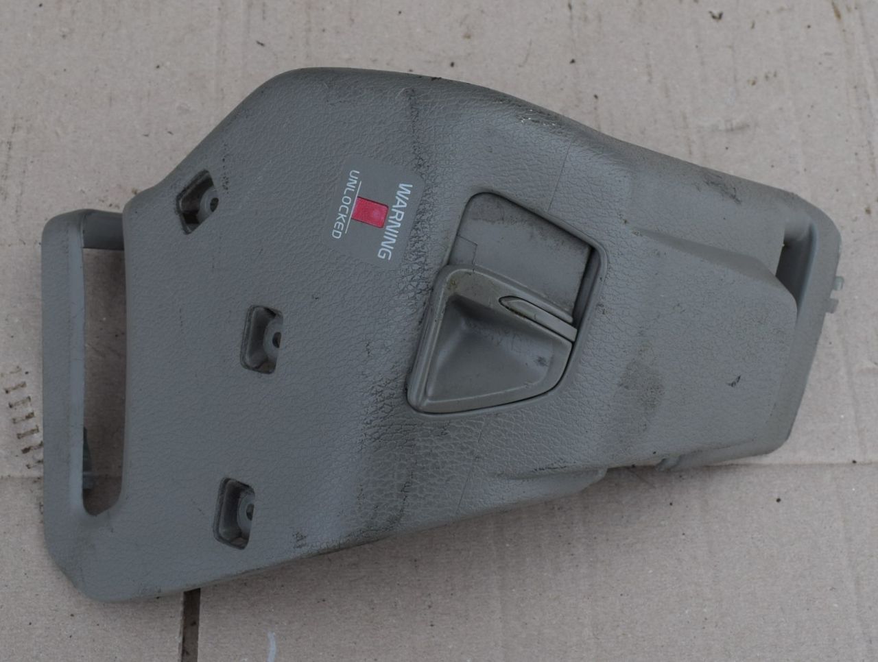 накладка на сиденье Volvo XC70 2 поколение 2002, 2.4 л., D 5244 T, дизель, АКПП, универсал - фото №1