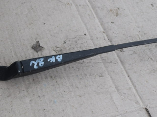 щеткодержатель (поводок стеклоочистителя, дворник) Volkswagen Golf 3 поколение 1995, 1.9 л., дизель, 1H1955409B