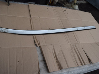 молдинг лобового стекла Volvo V70 2 поколение 2001, 2.4 л., i, B 5244 S2, бензин, АКПП, универсал, передний привод, 39968652
