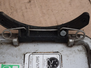 Крепление лючка бензобака Volvo V70 2 поколение 2001, 2.4 л., i, B 5244 S2, бензин, АКПП, универсал, передний привод, 31265160