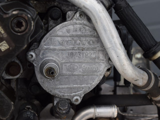 насос вакуумный Volvo S60 1 поколение [рестайлинг] 2007, 2.4 л., D5, D 5244 T4, дизель, МКПП, седан, передний привод, 30731825