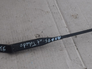 щеткодержатель (поводок стеклоочистителя, дворник) SEAT Toledo 1 поколение 1993, 1.6 л., дизель, МКПП