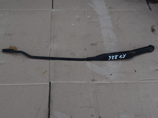 щеткодержатель (поводок стеклоочистителя, дворник) Audi A4 B5 1998, 1.9 л., дизель, МКПП, универсал, 8D1955408A