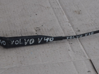 щеткодержатель (поводок стеклоочистителя, дворник) Volvo V40 1 поколение 1998, 1.8 л., бензин