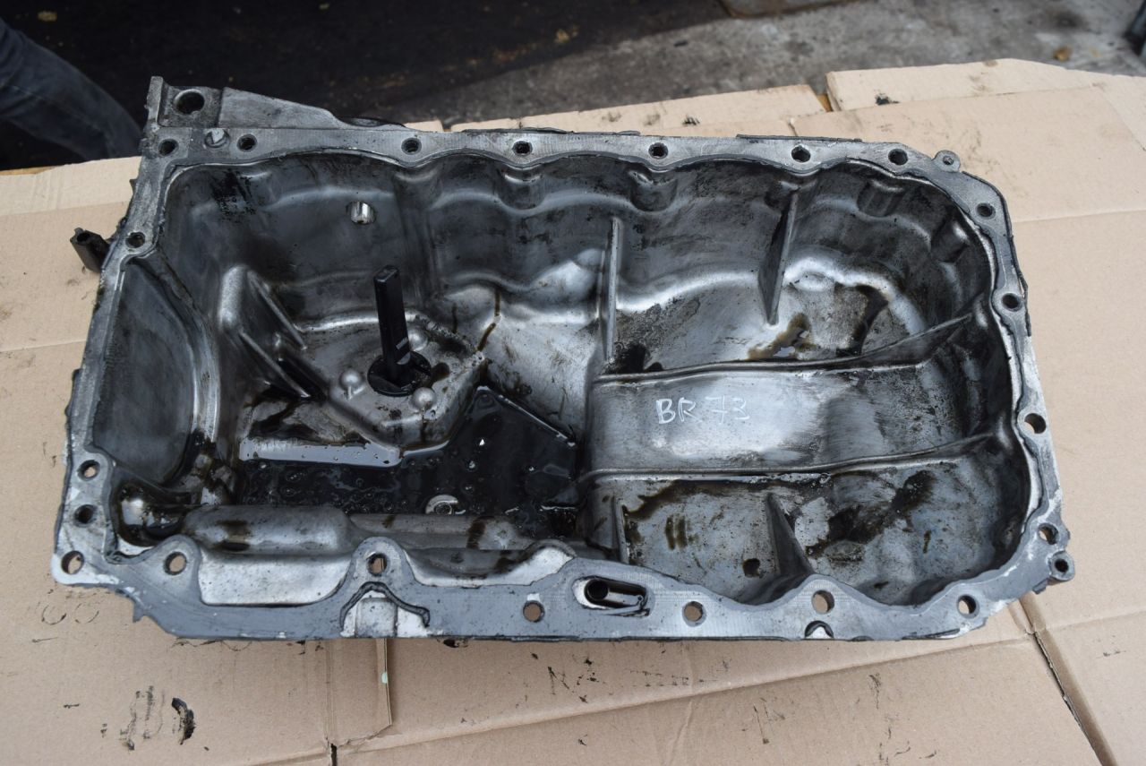 масляный поддон BMW 5 серия F07/F10/F11 2011, 2.0 л., N47 D20 C, дизель, АКПП, седан, 13992010 - фото №1