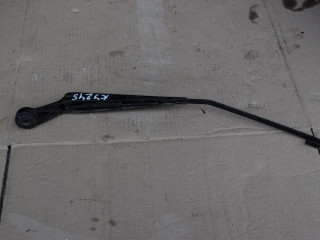 щеткодержатель (поводок стеклоочистителя, дворник) Fiat Bravo 1 поколение 1999, 1.8 л., бензин, МКПП, 90559554